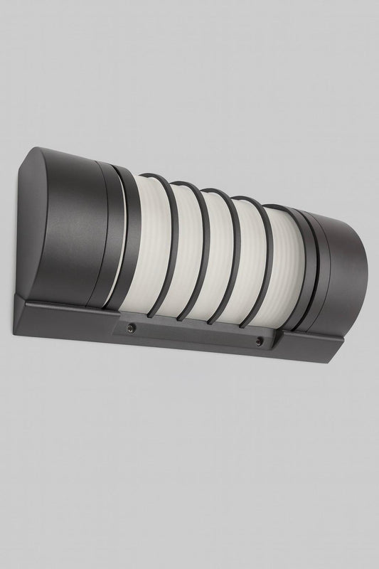 Wall-mounted outdoor light fixture with five cylindrical lenses with E27 base lamp