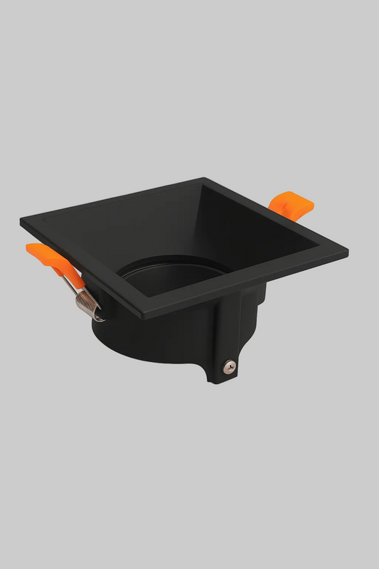 Square recessed spotlight fixture
