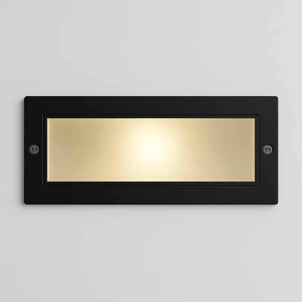 Rectangular recessed steplight with E27 base lamp