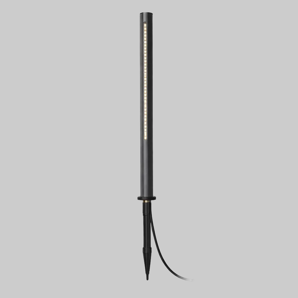 Black outdoor spike light fixture with COB/SMD base lamp