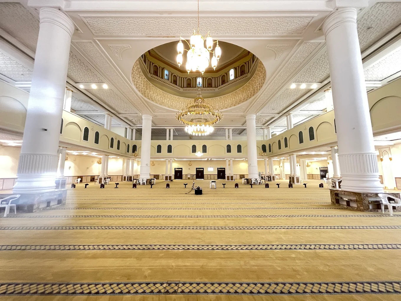 Al Awaabeen Mosque lighting project in Dubai, UAE