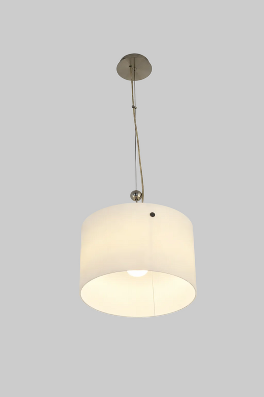 Modern pendant light in UAE