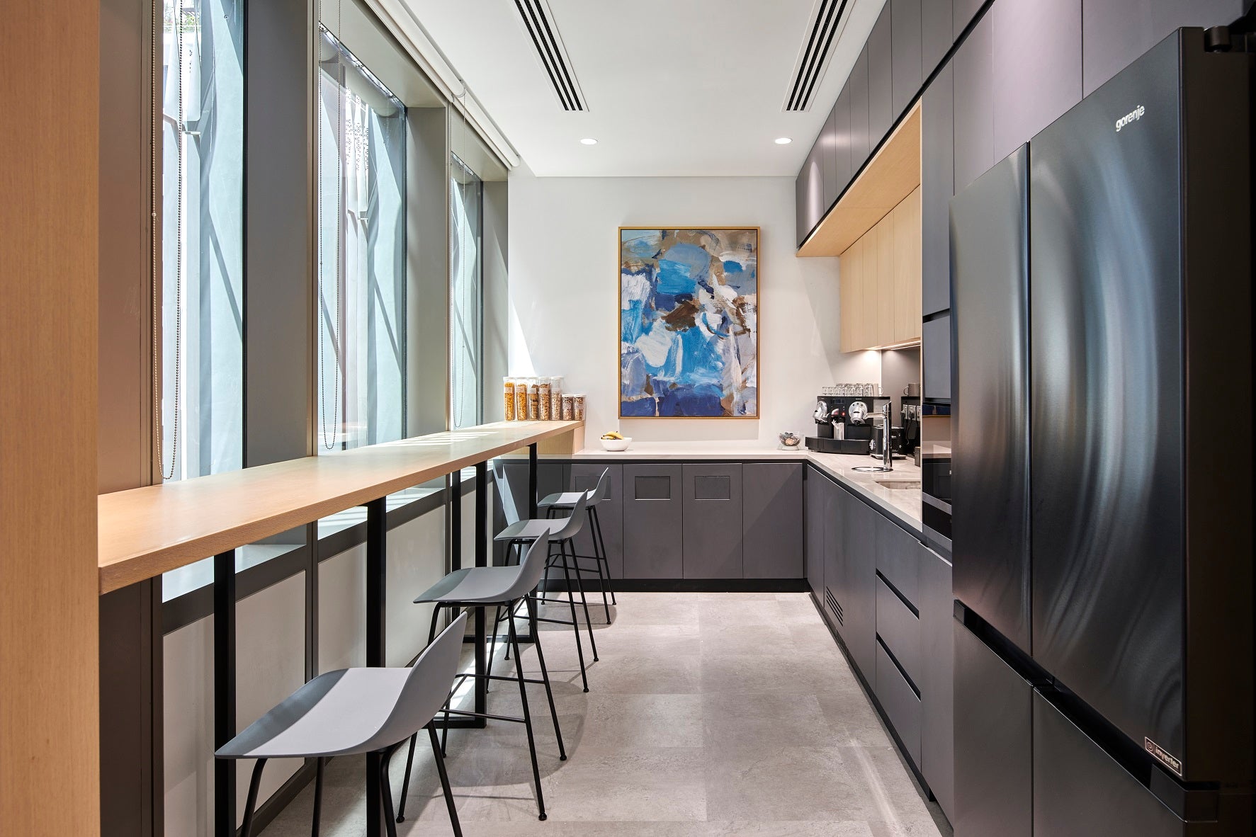 Bluecrest Capital management office 1 lighting at Dubai, UAE