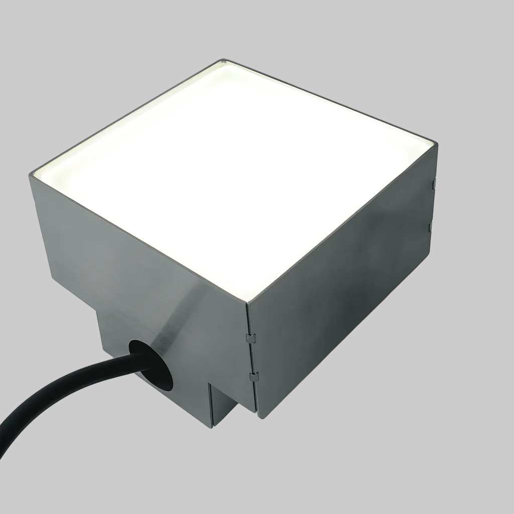 Inground brick light 