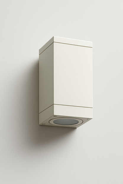 Square wall-mounted light fixture with GU10 Base lamp