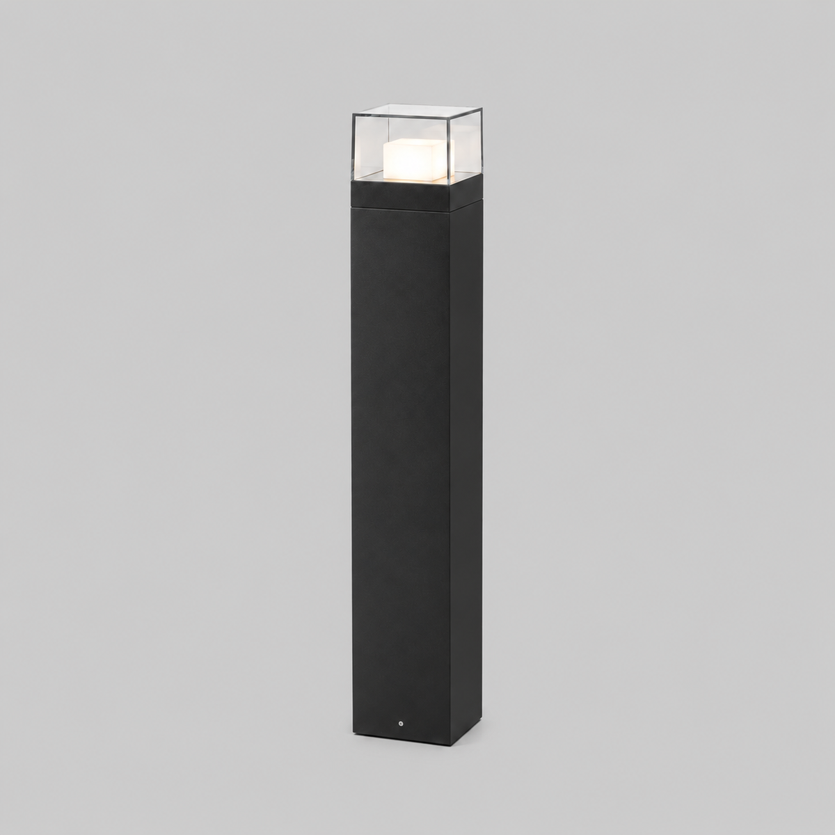 Outdoor decorative bollard light 