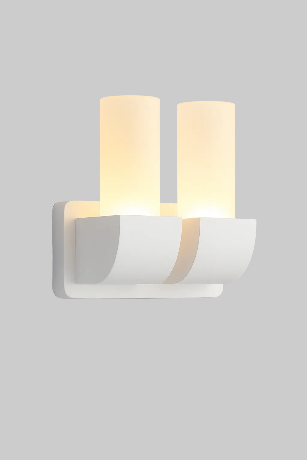 Modern wall mounted light in UAE