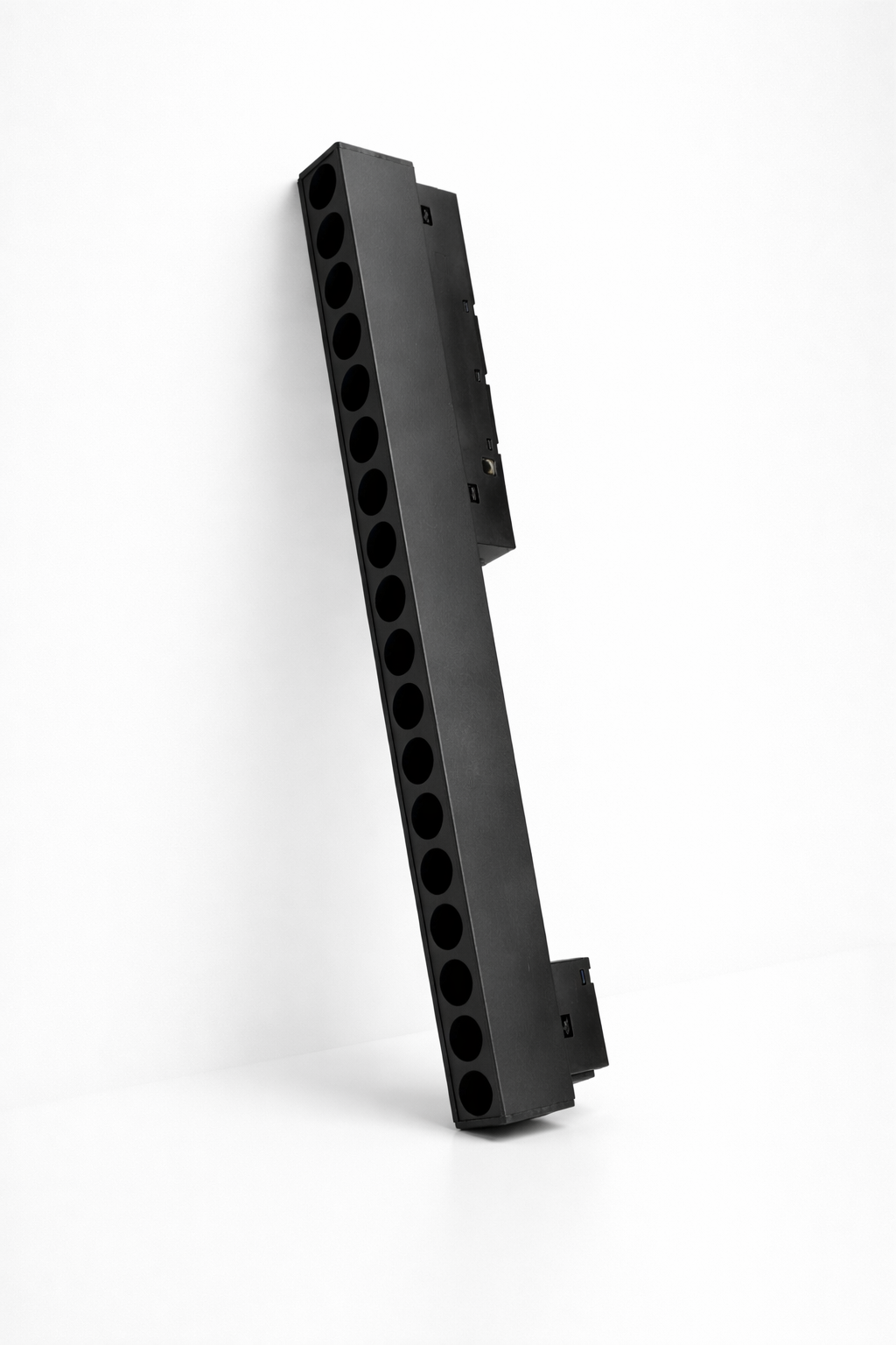 Black grill with COB base lamp