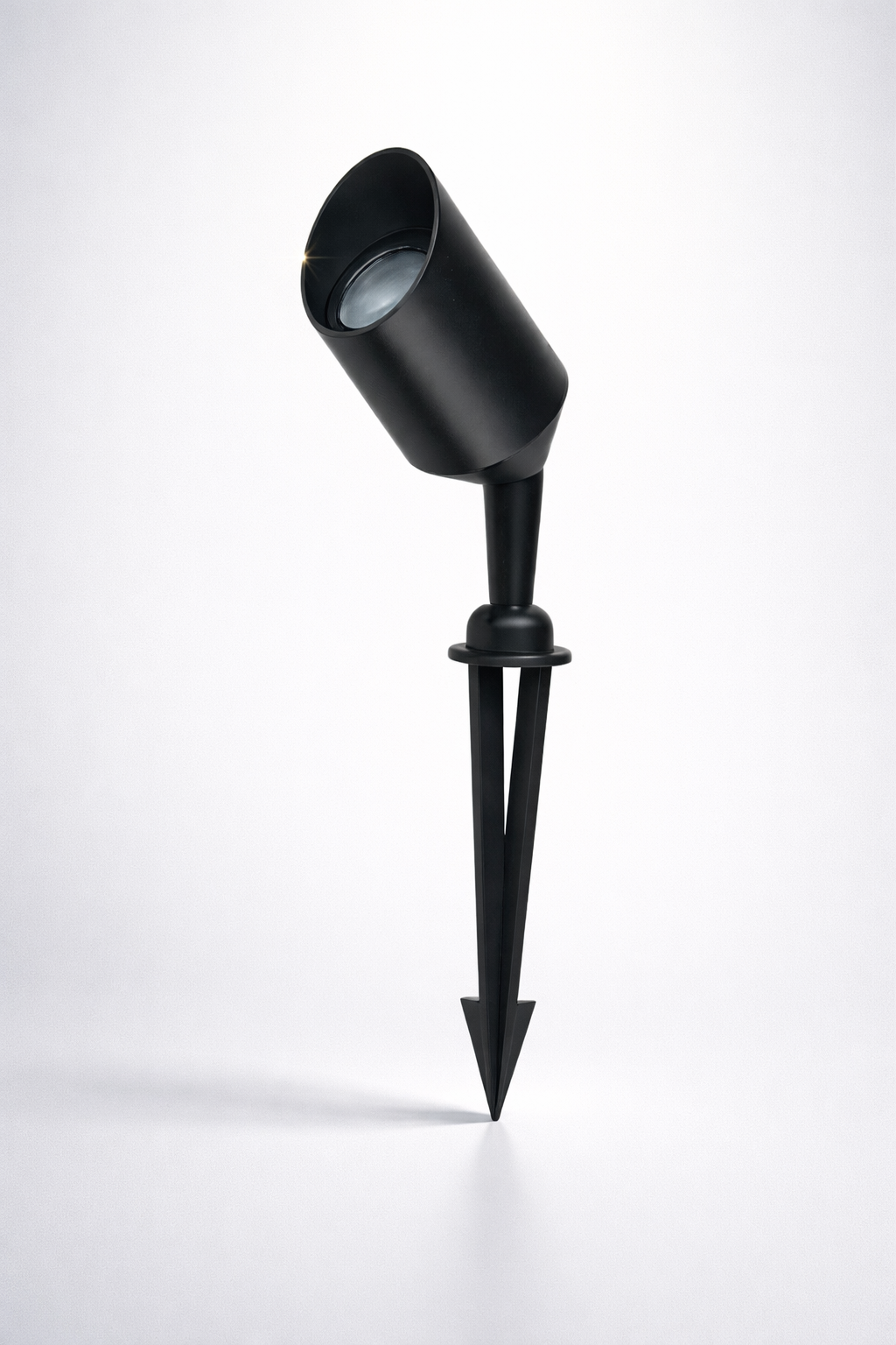 Black outdoor spike light with GU10 base lamp