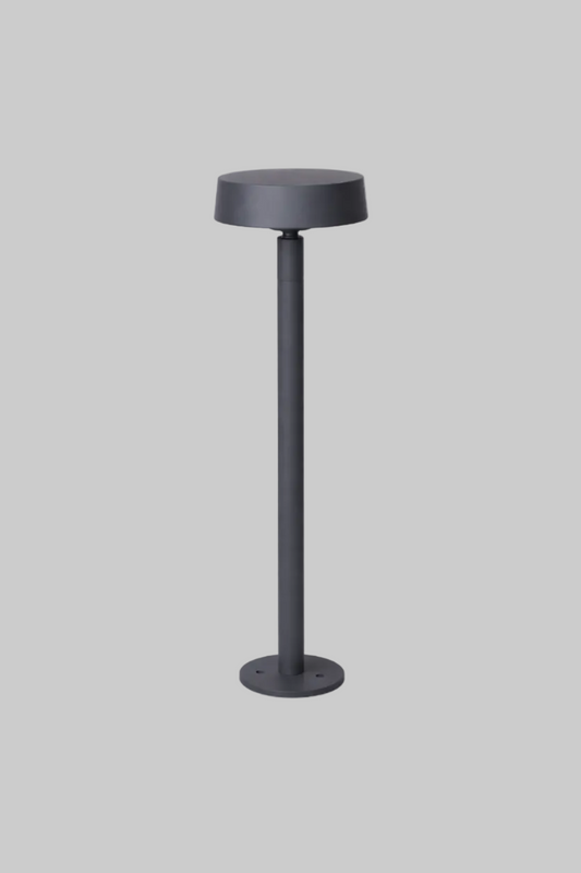 Outdoor bollard light 