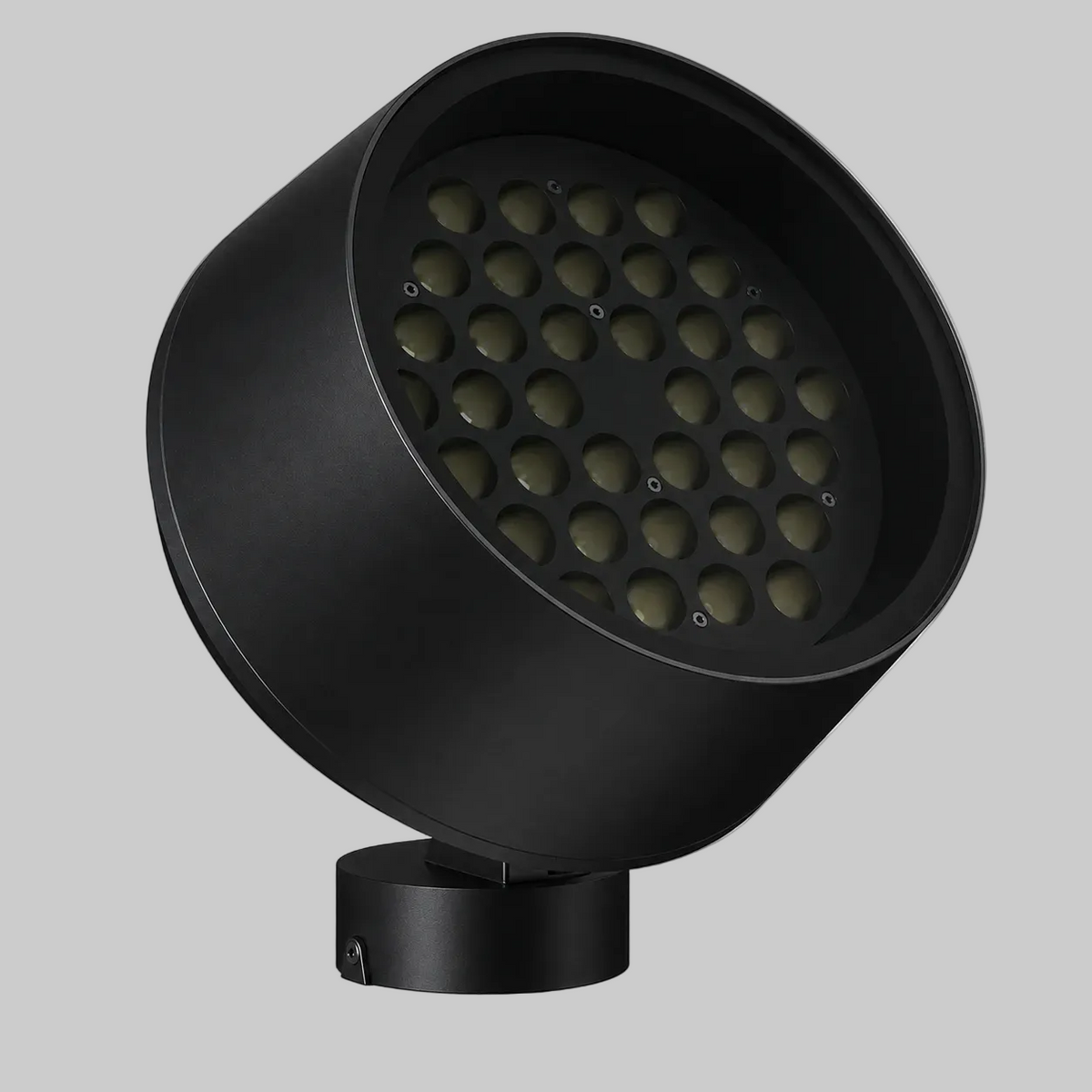 LED landscape light fixture with COB lamp source 