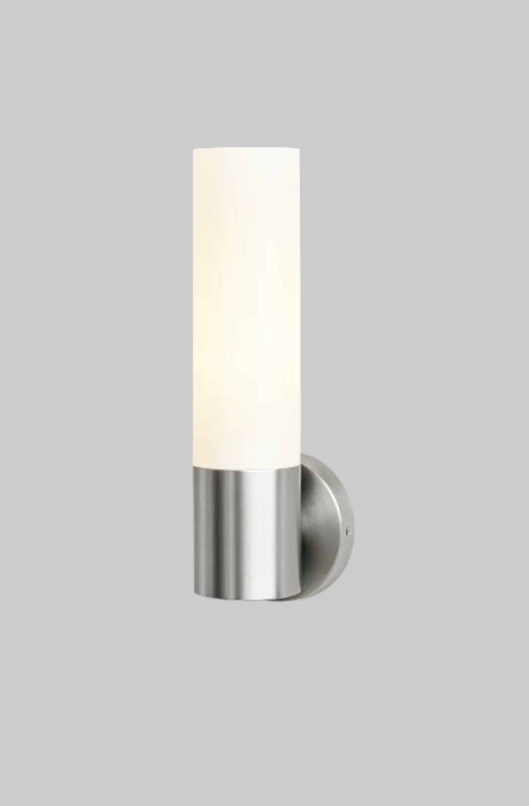 Wall mounted light with E27 base lamp