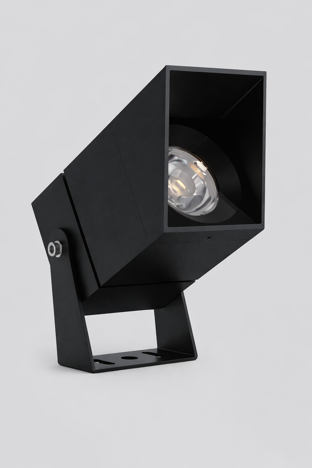 Mounted landscape spotlight in UAE