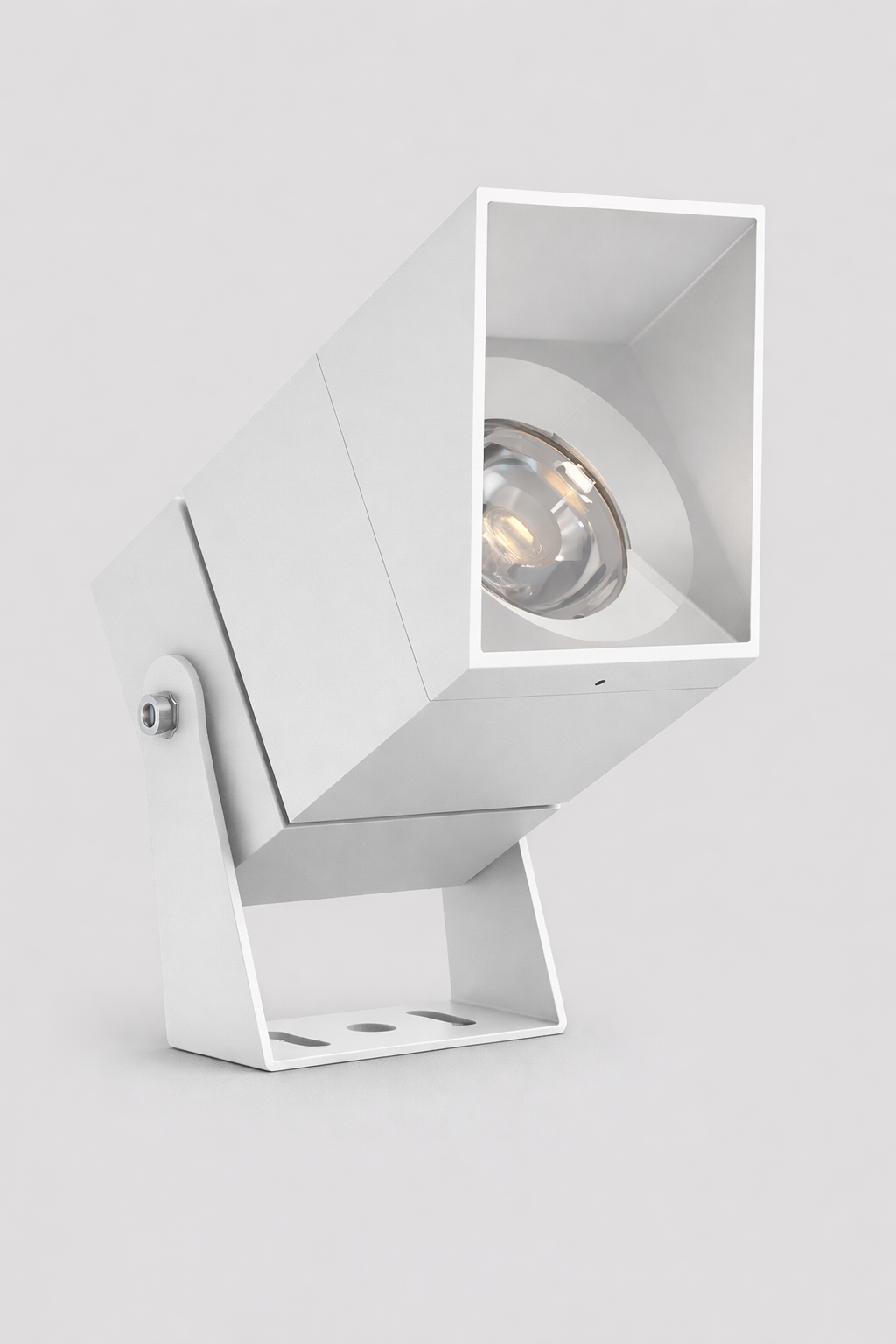 Mounted landscape spotlight in UAE