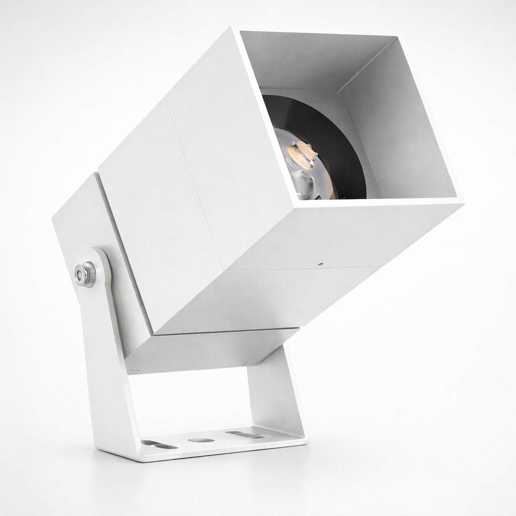 Mounted landscape spotlight in UAE