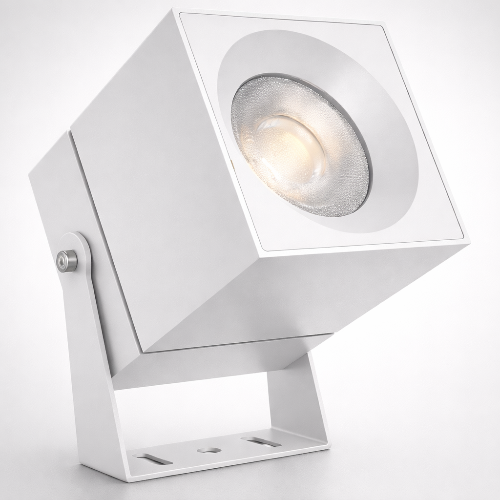 Mounted landscape spotlight in UAE