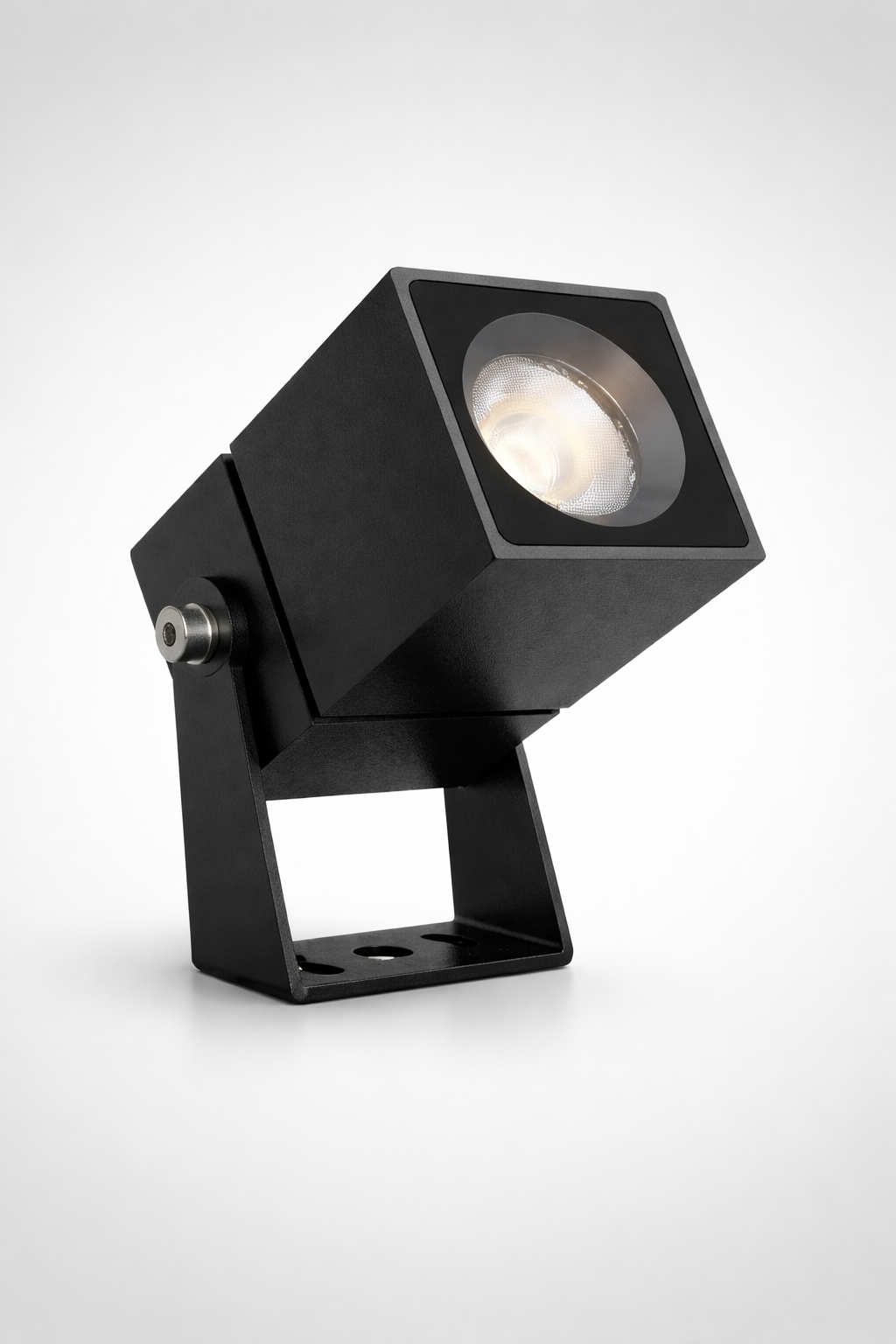 Mounted landscape spotlight in UAE