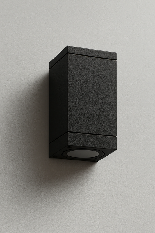 Square wall-mounted light fixture with GU10 Base lamp