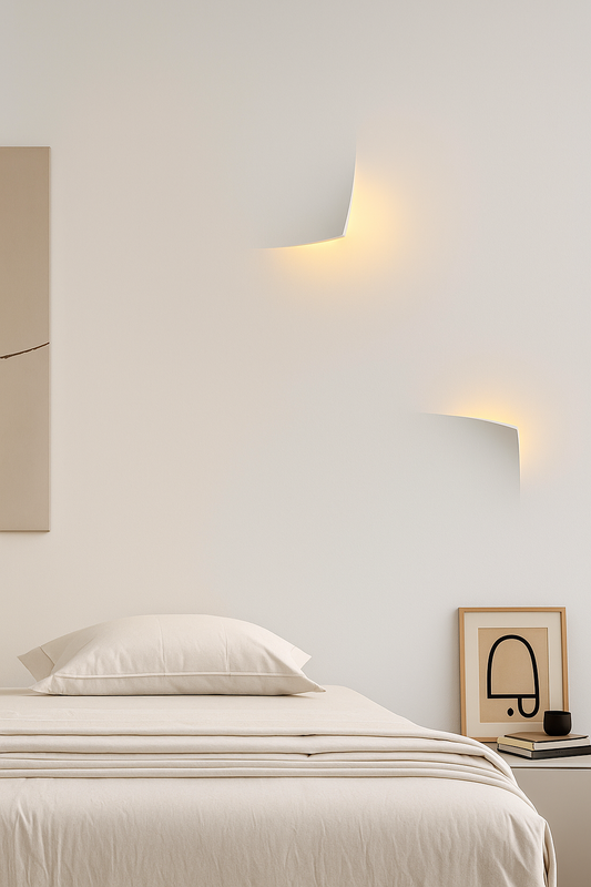 Modern wall-recessed gypsum light fixture 