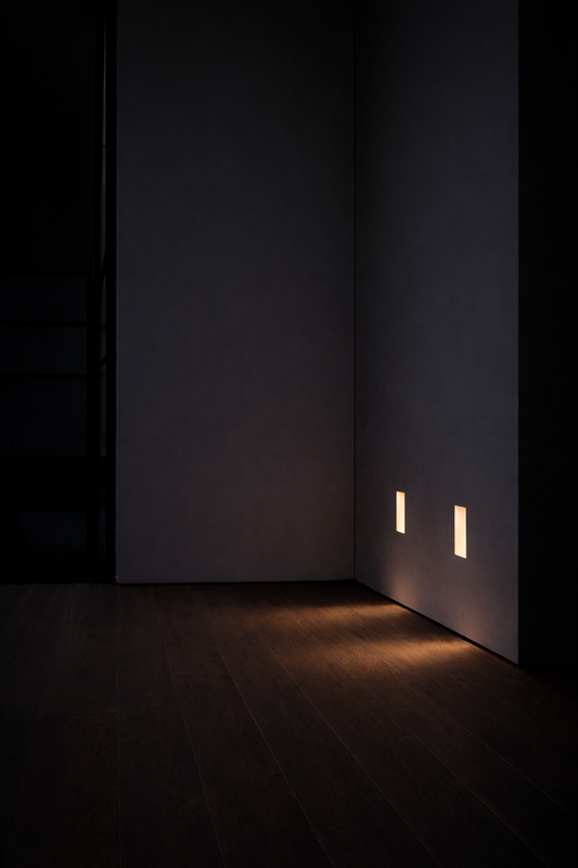 Application image for the trimless recessed gypsum light